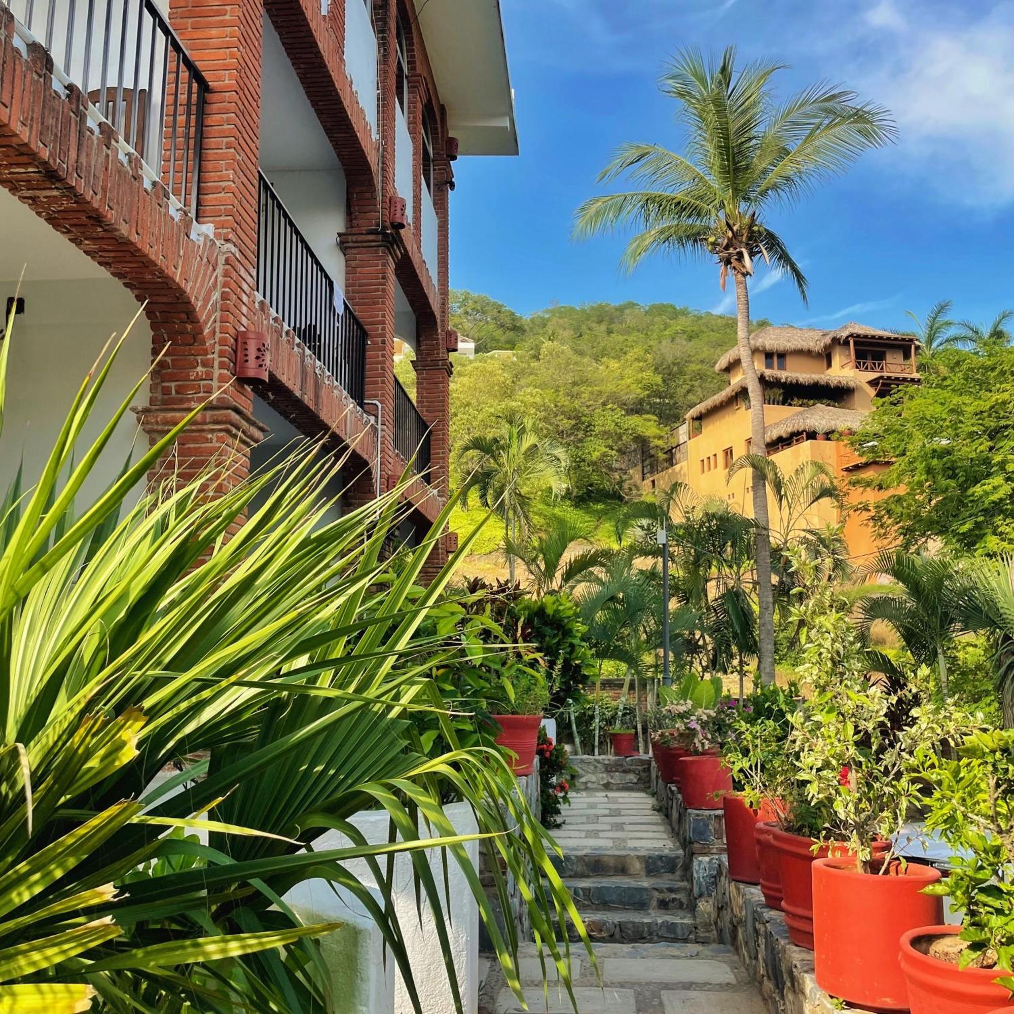 Hotel Villas Ema ซีฮัวตาเนโค ภายนอก รูปภาพ