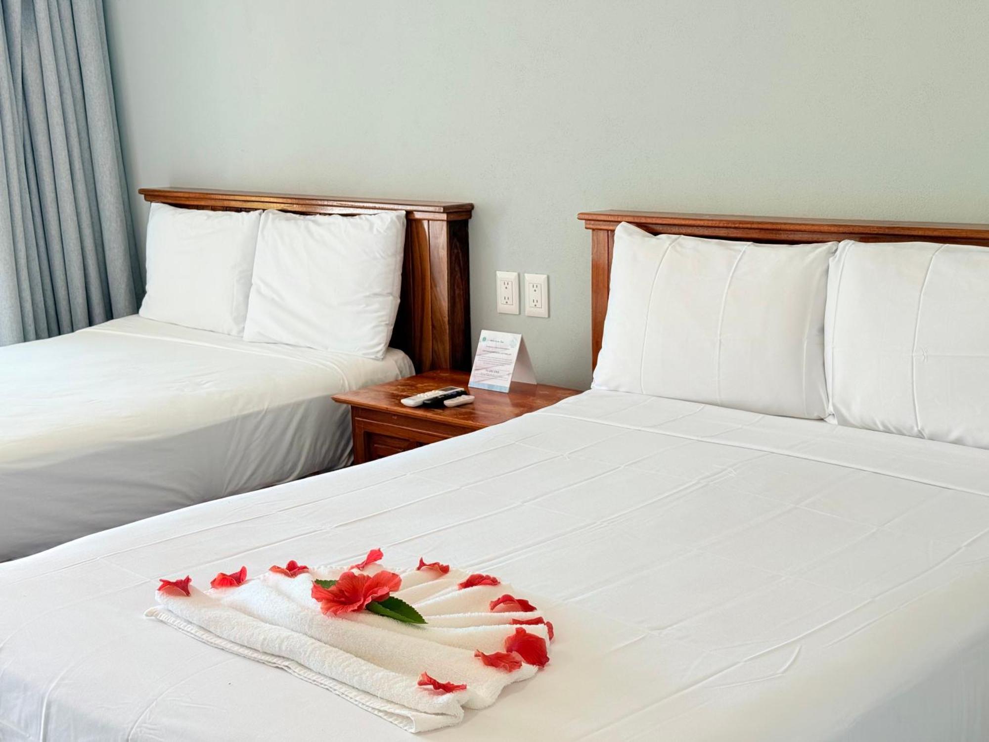 Hotel Villas Ema ซีฮัวตาเนโค ภายนอก รูปภาพ